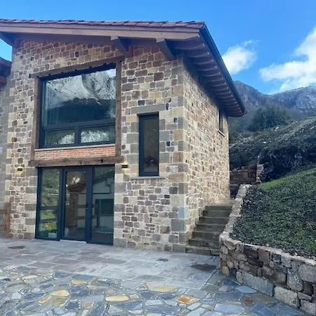 El Gallinero De Tiago Lebena