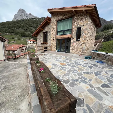 El Gallinero De Tiago Lebena