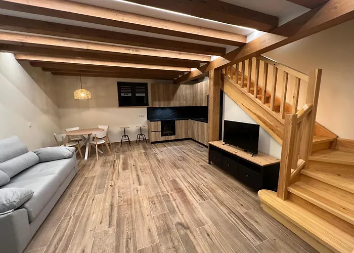 El Gallinero De Tiago Lebena